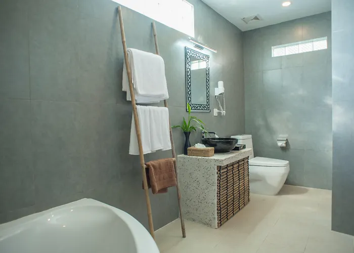 Hotel Naga Gate Boutique 4*