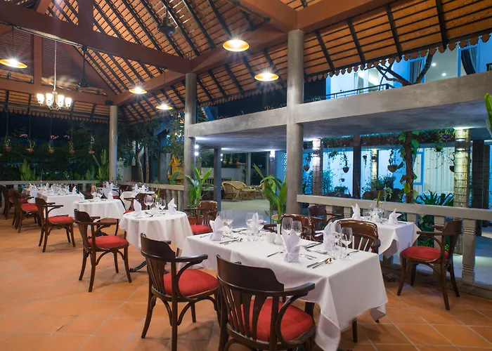 Naga Gate Boutique Hotel 4*