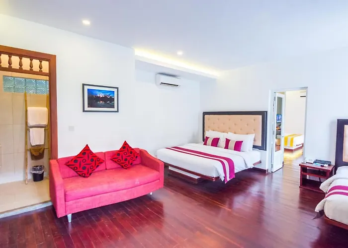 Naga Gate Boutique Hotel 4*